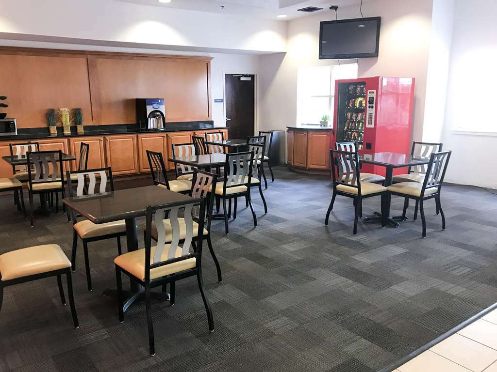 Red Roof Inn PLUS+&Suites Savannah – I-95 Georgetown Restoran gambar